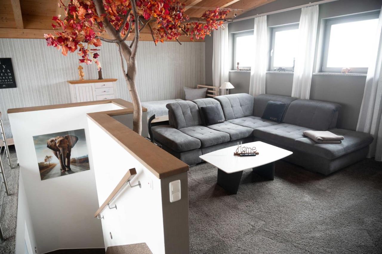 Monopol Apartments